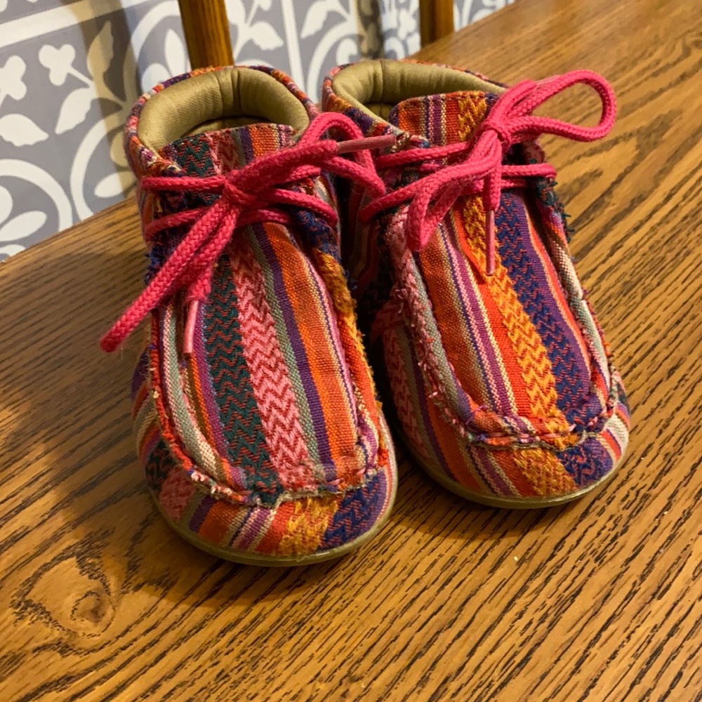 Blazin’ Roxx girls shoes